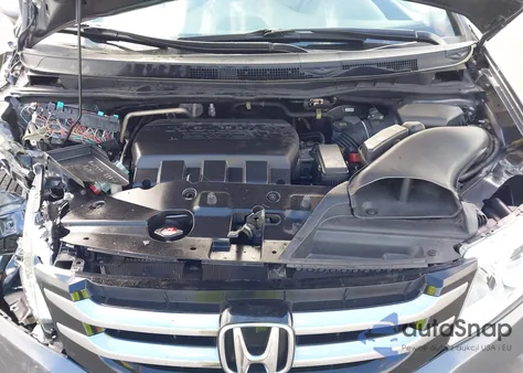 2016 Honda Odyssey Se z USA, uszkodzony, nr VIN 5FNRL5H35GB079929